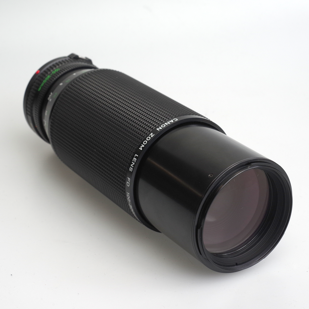 Canon Zoom Lens FD 100-300mm 1:5.6 - Analog Space