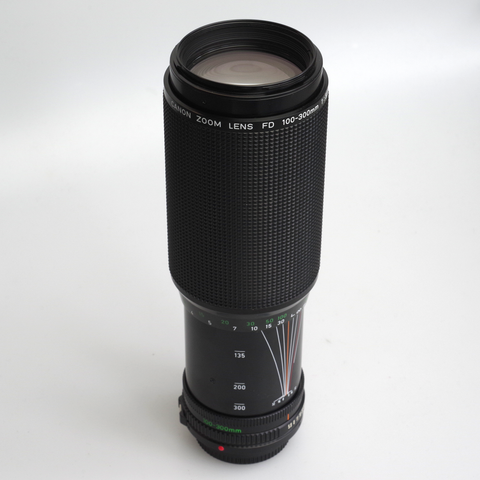 Canon Zoom Lens FD 100-300mm 1:5.6 - Analog Space